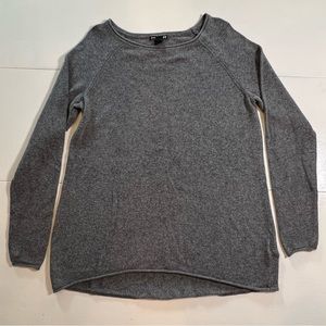 H&M Basic Gray Sweater size Medium